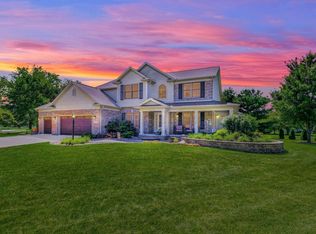2201 Strand Dr, Champaign, IL