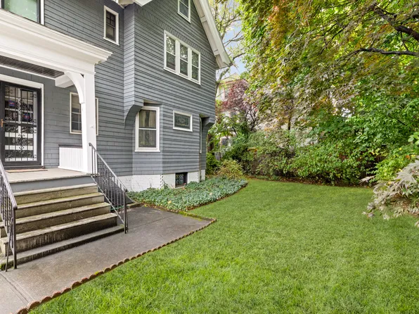 1917 Ditmas Avenue image 11 of 12