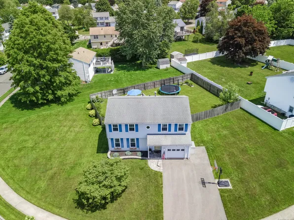 59 Dogleg Drive, Meriden, CT 06450