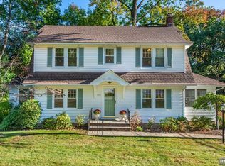 505 Goffle Hill Rd, Hawthorne, NJ 07506