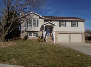 92 Shadow Xing, Collinsville, IL 62234