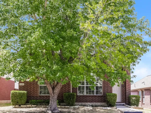 9008 Wild Rose Ln, Aubrey, TX 76227