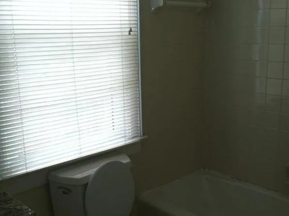 16 Trapman St APT A, Charleston, SC 29401