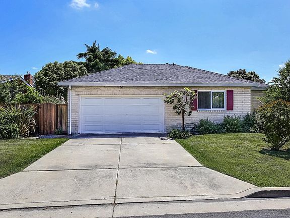 2nd image of 451 Tanoak Dr