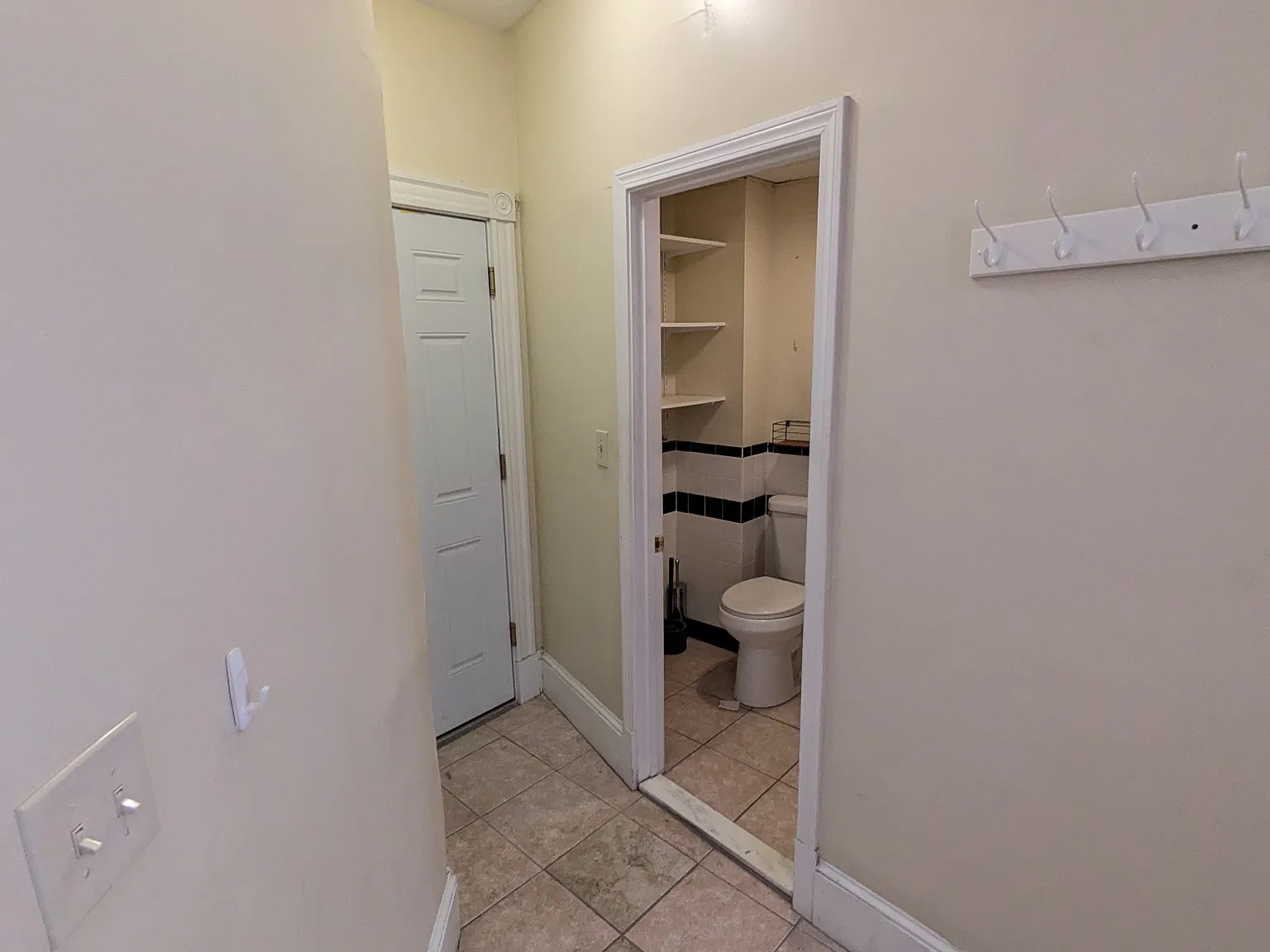 Studio, 555 sqft, $2,500 — Photo 4