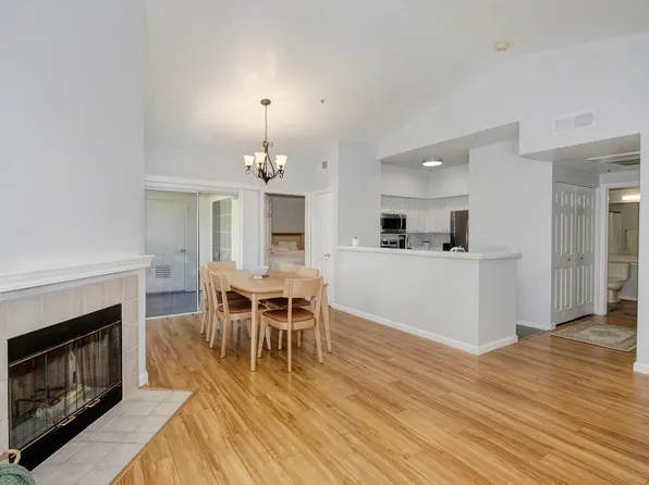 2804 Beachcomber Dr E, Rocklin, CA 95677