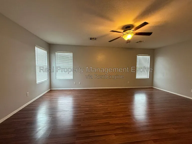 25824 W Burgess Ln — Photo 20