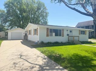 252 N High St, Randolph, WI 53956