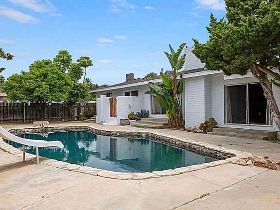 5th image of 8136 Starview Dr