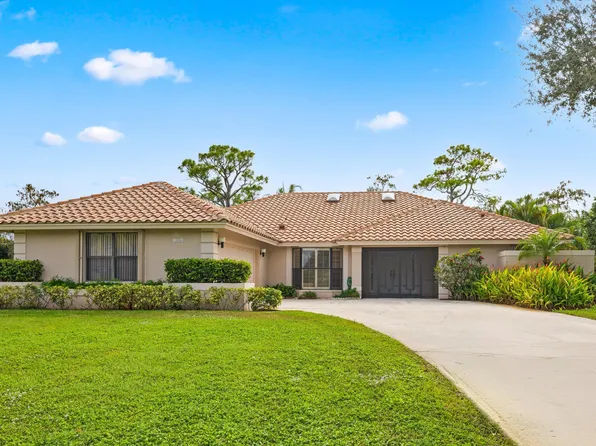 15250 Meadow Wood Drive, Wellington, FL 33414