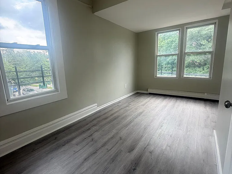 27-29 N Munn Ave #2F — Photo 6