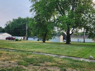 610 SE Vine St, Atlanta, IL 61723