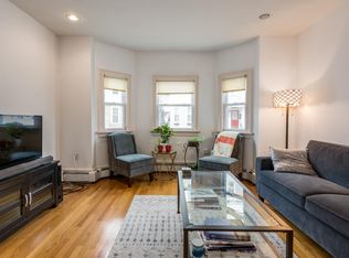 162 L St #1, Boston, MA 02127