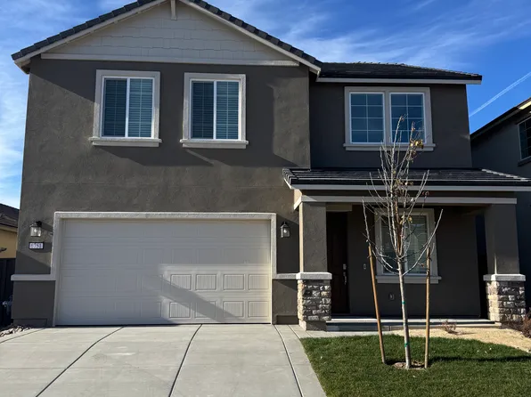 6751 New Moon Ct, Sparks, NV 89436