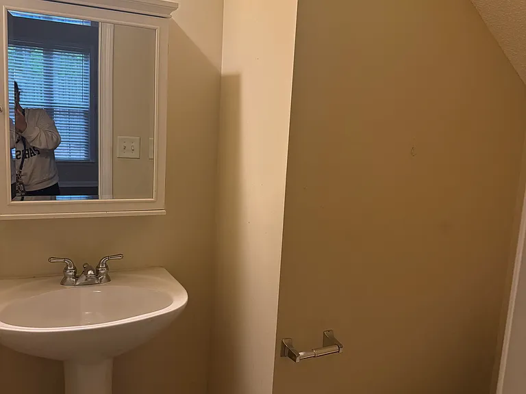4132 Royal Regency Cir NW — Photo 6