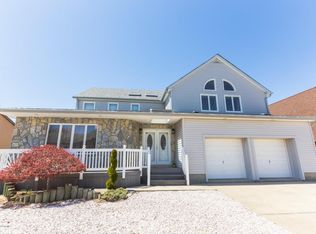 3284 Churchill Dr, Toms River, NJ 08753