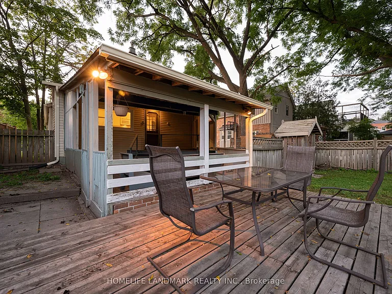 2174 New St — Photo 26