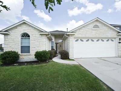 202 Fistral Dr, Hutto, TX, 78634