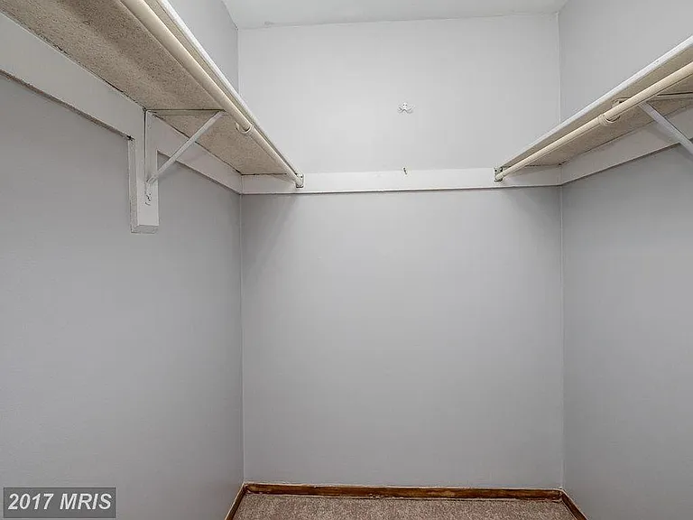 355 Gatewater Ct — Photo 8