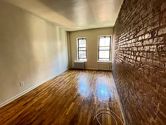 Rented by Best Apartments North Inc