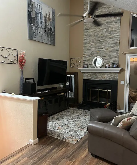 3804 S Genoa Cir #D — Photo 11