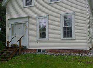 3 Fuller St, Richmond, ME 04357