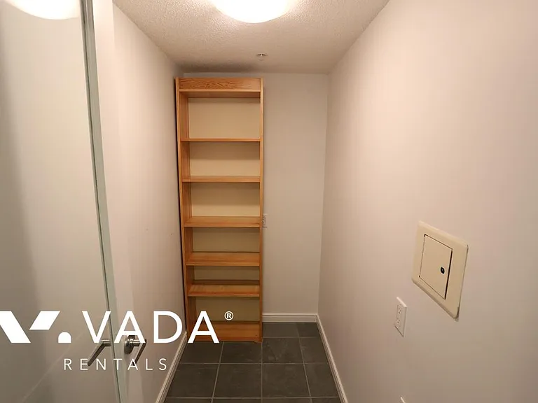 1068 Hornby St #509 — Photo 5