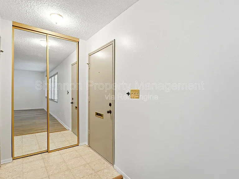 2275 Triway Ln #275 — Photo 5