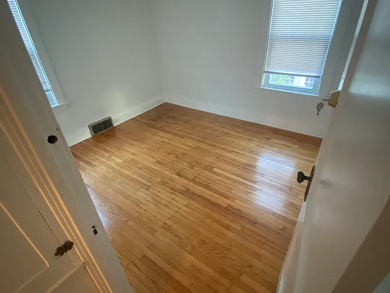 269 Lisbon Ave — Photo 16