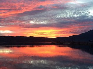 12288 Lakeshore Dr, Clearlake, CA