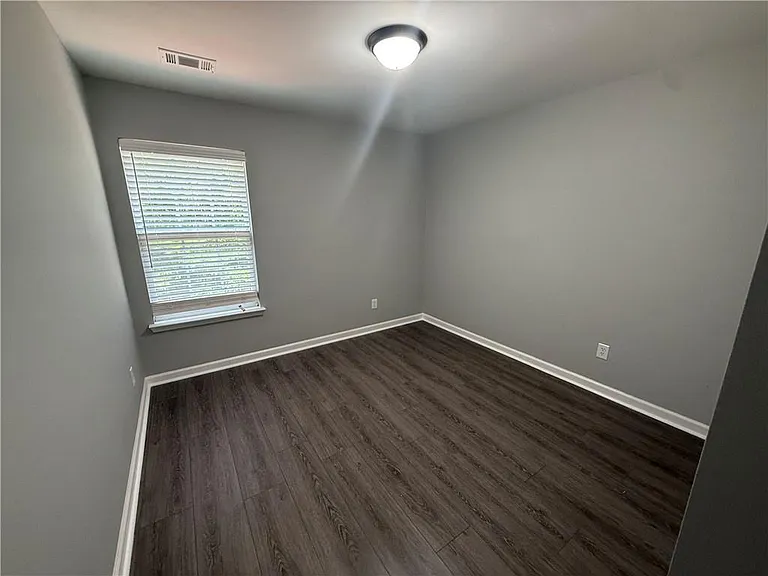 2111 Meadow Peak Rd — Photo 30