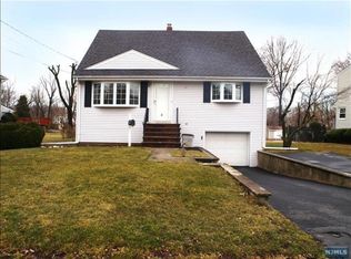 2 Wareham Rd, Dumont, NJ 07628