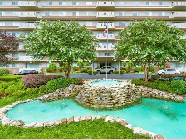 1960 N Parkway Ave #906, Memphis, TN 38112