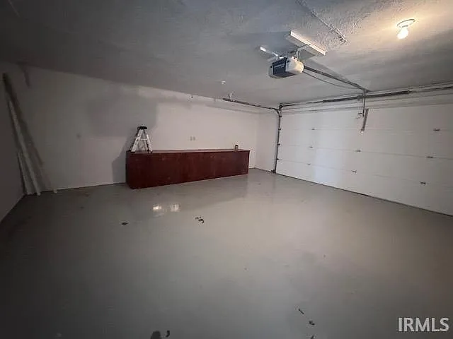3001 N Westwood Rd — Photo 6