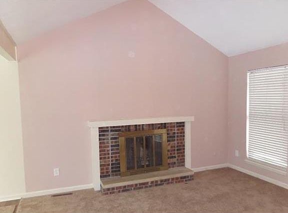 3rd image of 5756 N Anita Ave