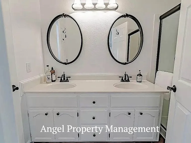 2206 Halsey Cir — Photo 6