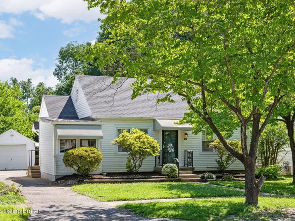 227 Fairfax Ave, Saint Matthews, KY 40207