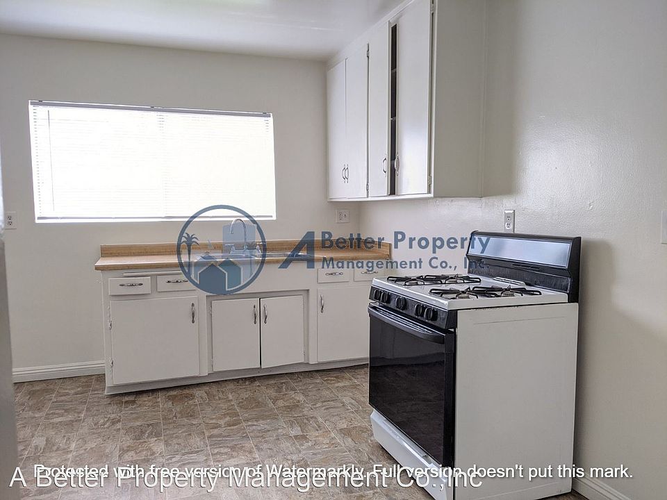 1st image of 4553 E 14th St #2