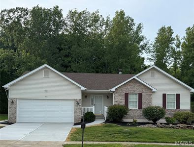 360 Keystone Dr, Fenton, MO, 63026