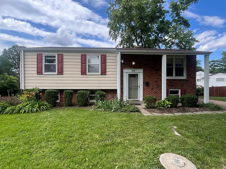 141-1 Maple Hill Ln — Photo 2