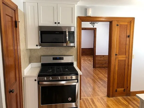 16 Farrell St #2 — Photo 2