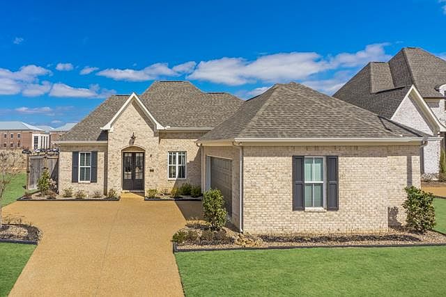 1st image of 133 Mulberry Ln
