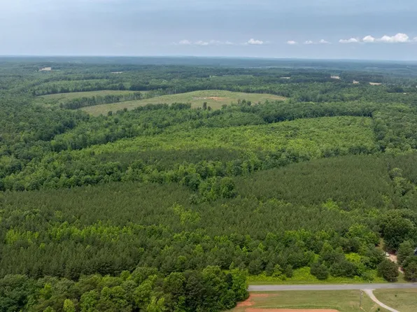 Rabat Rd #8130-2, Nathalie, VA 24577