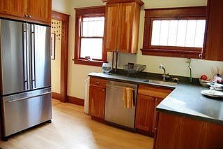 2nd image of 504 Eddy Ave