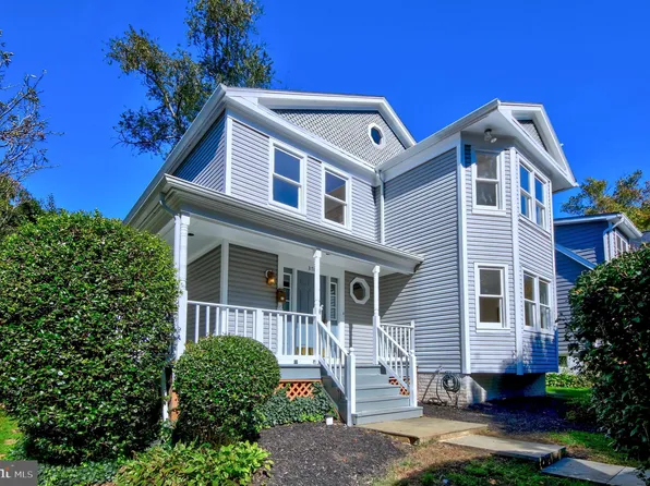 3705 Dupont Ave, Kensington, MD 20895