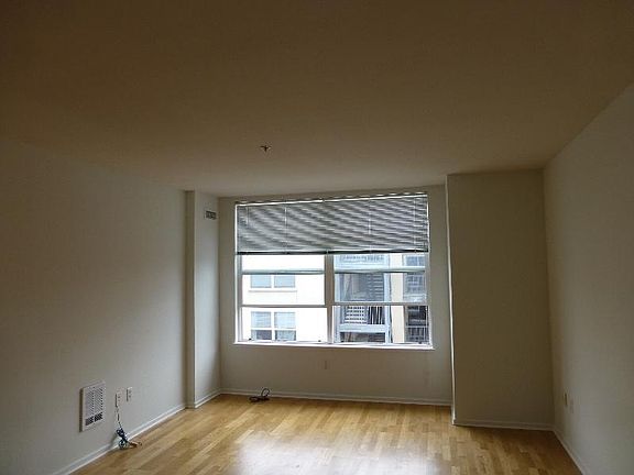 3rd image of 8200 Oceanview Ter APT 410