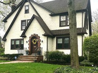 25 Hunter Ave, Fanwood, NJ 07023