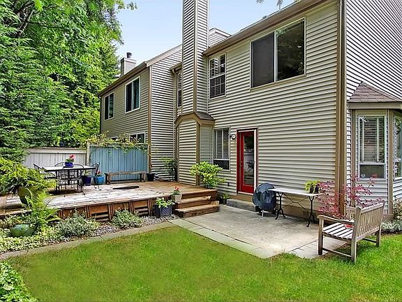 4th image of 10166 NE 135th Ln