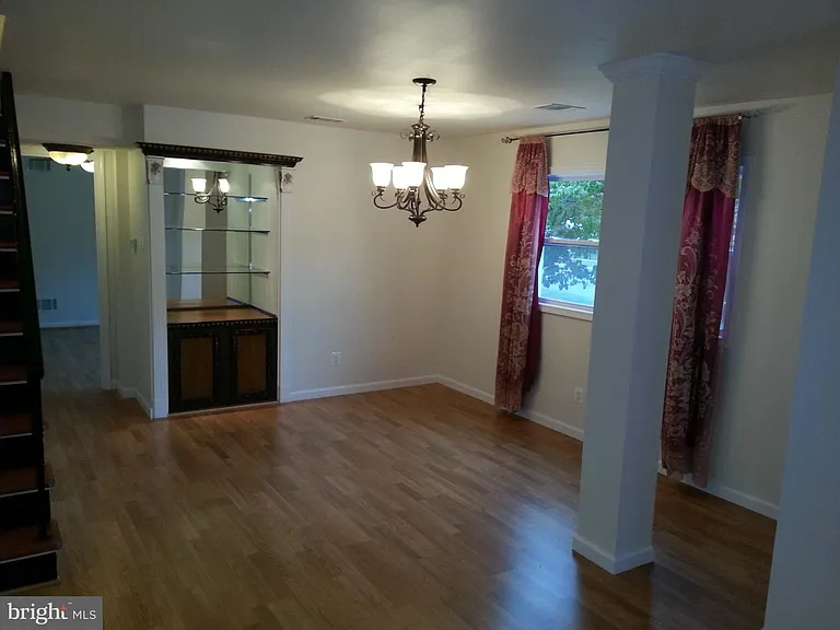326 Garner Ave — Photo 3