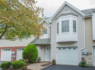 16 Helen Way, Berkeley Heights, NJ 07922